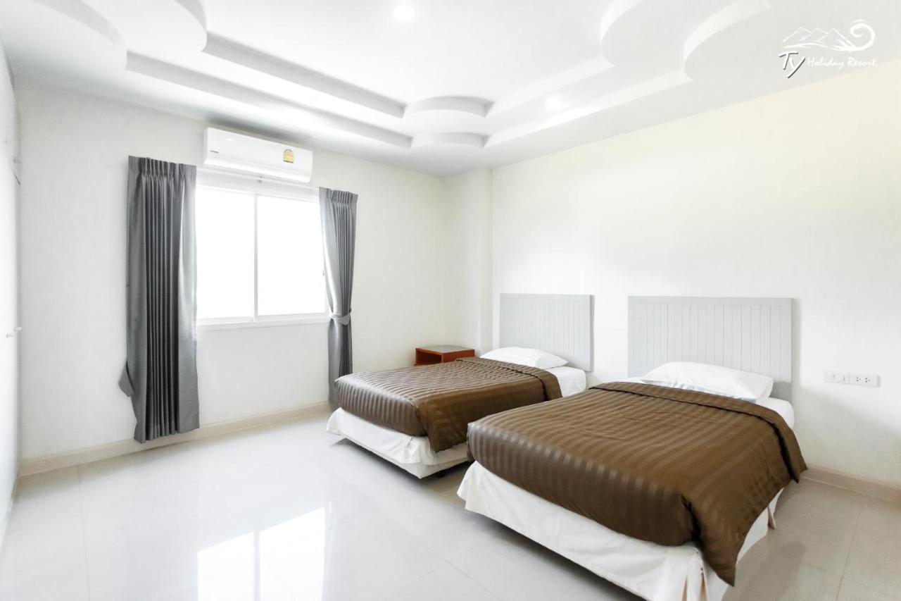 Ty Holiday Resort Паттайя Экстерьер фото